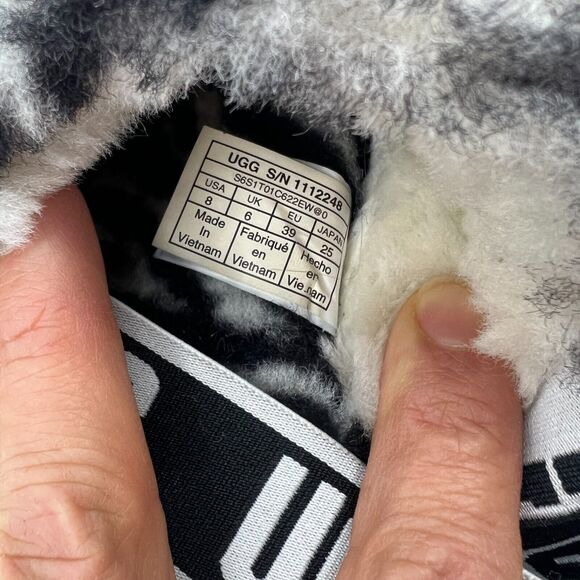 UGG Fluff Yeah Slide Zebra Sandal Womens 8 Elastic Sling Back Fluffy Sheepskin - Picture 9 of 11